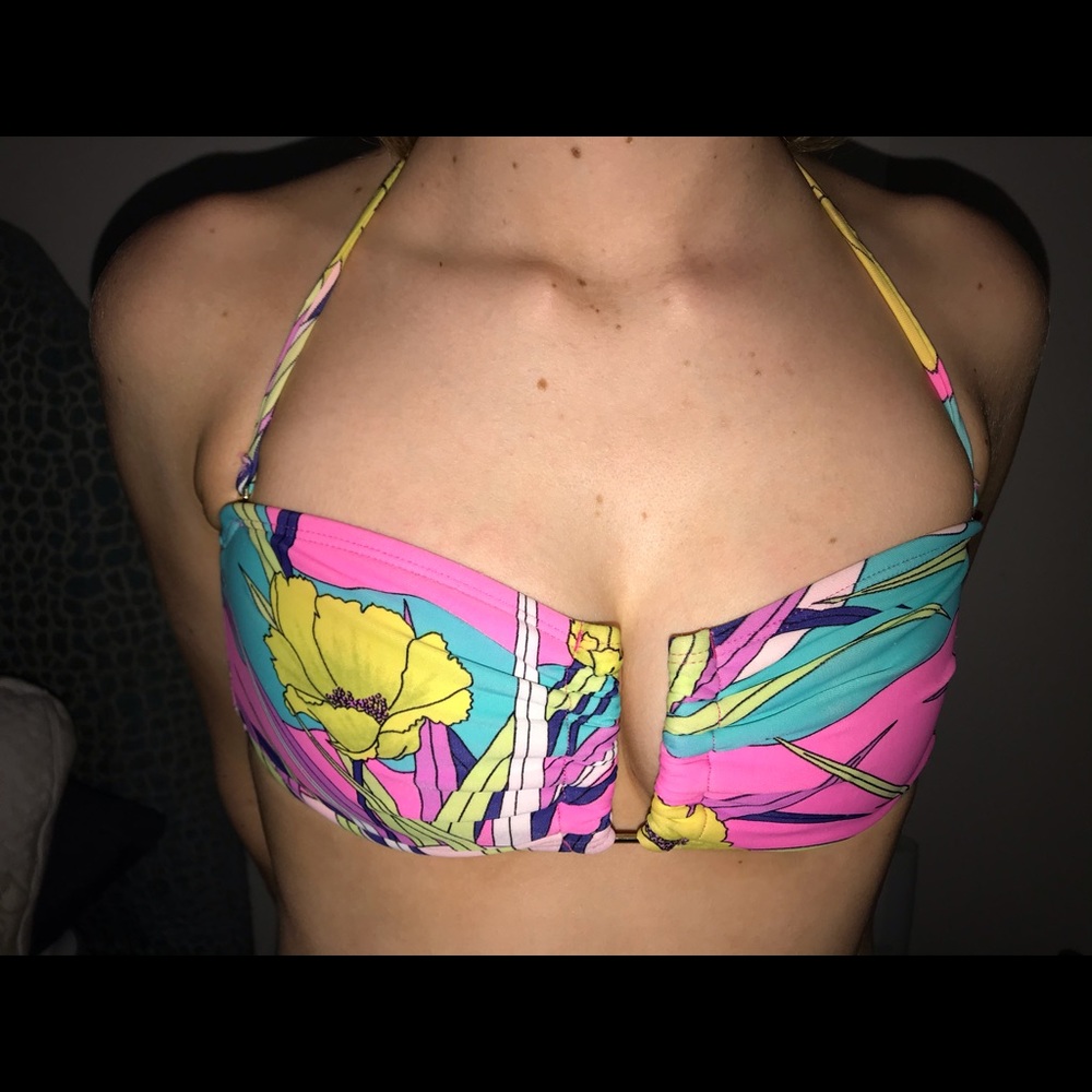 Bathing suit top